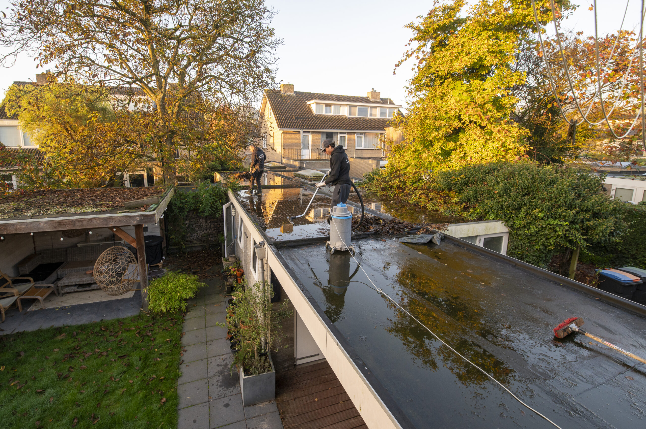 Plat dak vernieuwen Zuiderwoude